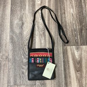 HP ✨ Nepali cross body gypsy bag